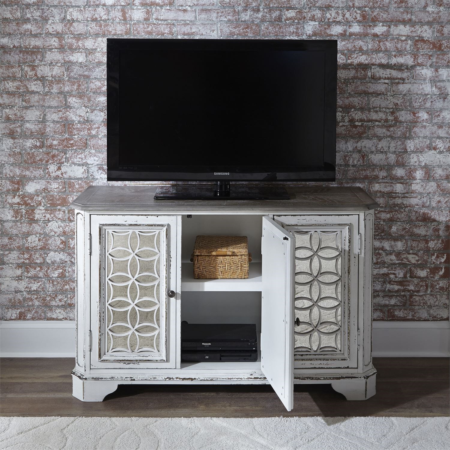 Liberty furniture magnolia manor entertainment center deals